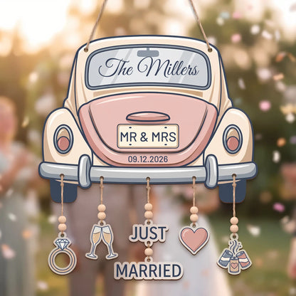 Personalized Just Married car 2-layer wooden sign with couple name and wedding date charms